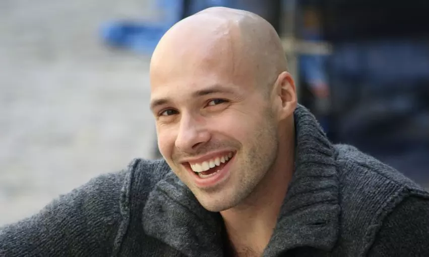 Transform Your Voice: 30-, or 60-min Pro Online Lessons with an Expert