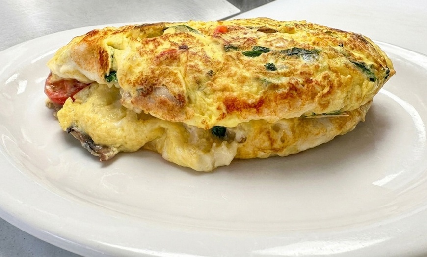 Image 5: Breakfast, Lunch & Weekend Family Meal Deals