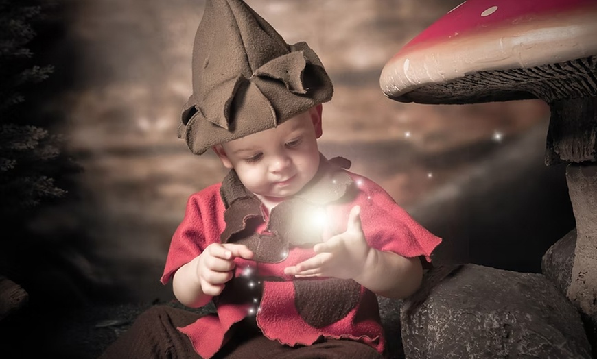 Image 4: Enchanted Forest Photoshoot for Children Aged 3 to 10 with Prints