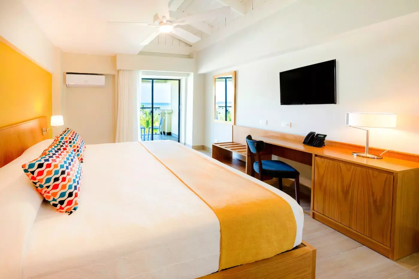 ✈ 4-Day Coral Costa Caribe Stay. Price is per Person, Based on Two Guests per Room. Buy One Voucher per Person.
