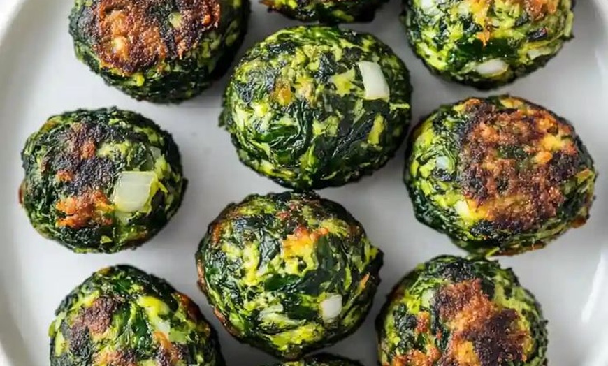 Image 6: Unmissable Dining Experience for Up to 4 – 2 Courses & a Drink Offer!