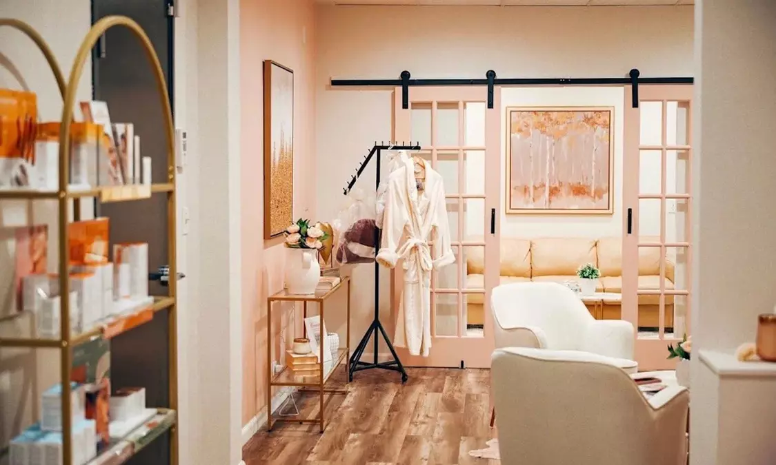 30-Min IPL Sessions (Intensive Pulse Light Therapy) for Face & Neck