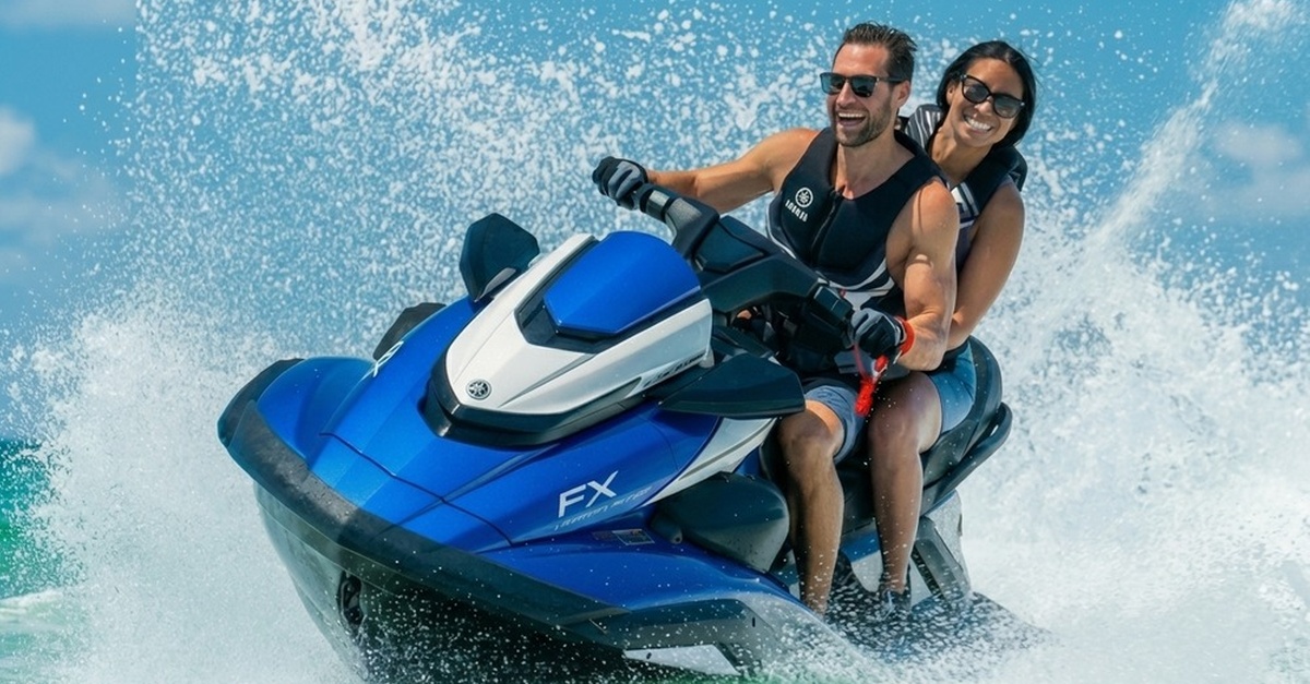 Jet Skiing Jet Skiing