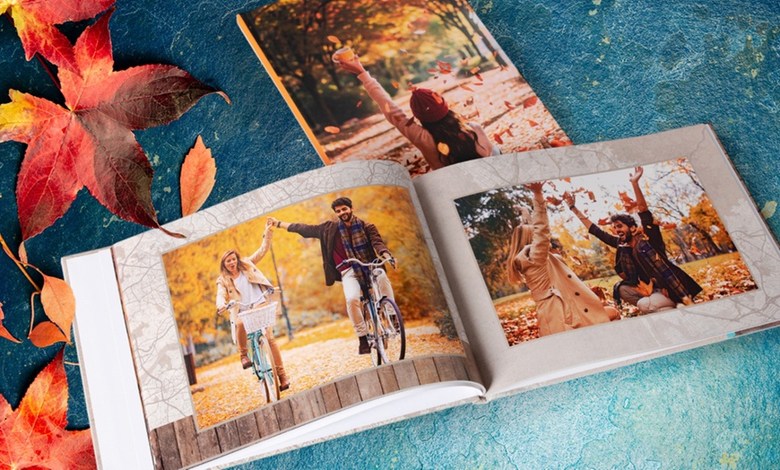 Image 3: Photobook Classic in A3 portrait or landscape format from Colorland