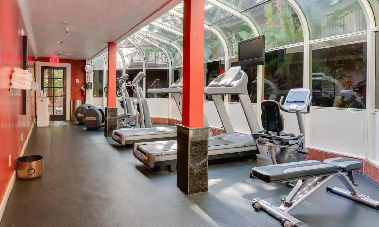 Buena Park Grand Hotel and Suites - Book Now!