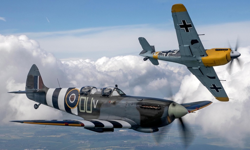 Image 6: 30-Minute Flight Simulation or Battle of Britain Combat Experience