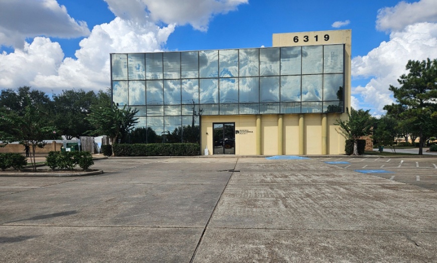 Image 2: Relax with a Series of  60 Minutes Lymphatic Drainage Massages