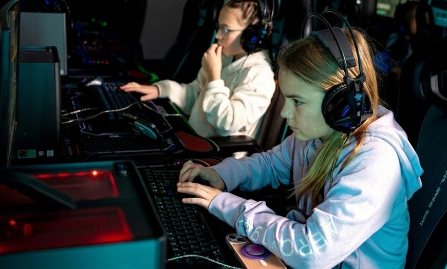 Image 2: Epic Gaming Birthday Parties at Gamer's Lair