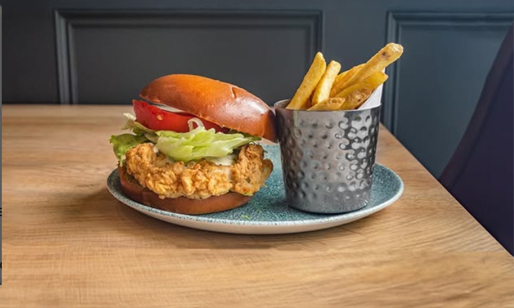 Starter with Any Gourmet Burger and a Soft Drink Or Beer for 1, 2 or 4