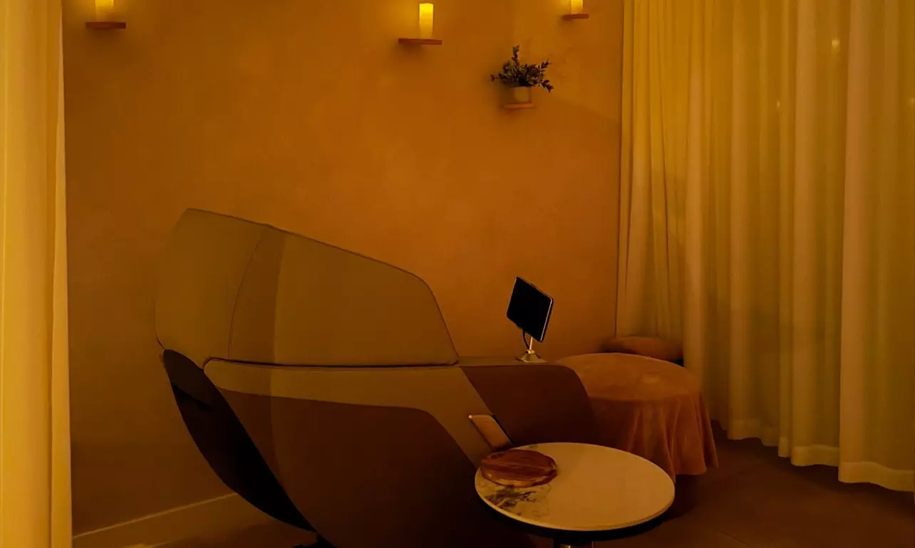 Choice of 60 Minute Massage Pampering Package