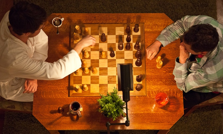 Image 7: Relax in spa-inspired luxury on the Mendocino Coast