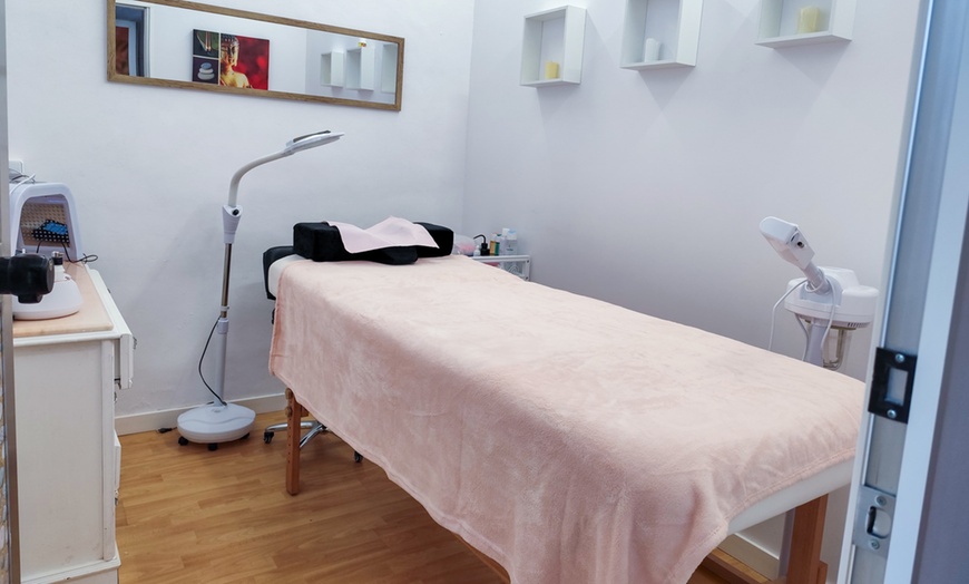 Image 4: Extensión de pestañas pelo a pelo: natural, volumen o mega volumen