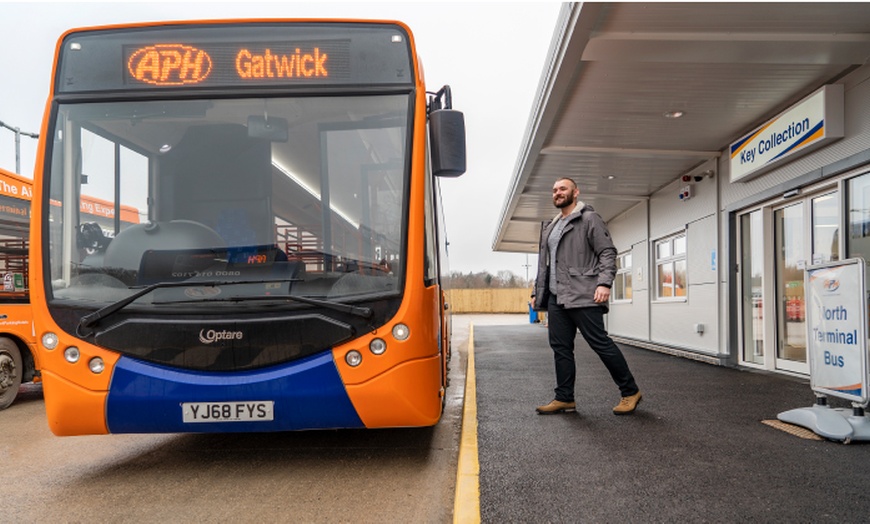 Image 2: 20% Off Gatwick or Manchester Secure Park & Ride Airport Parking