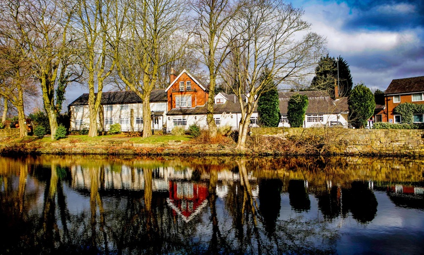 Image 12: Greater Manchester: Stay with Breakfast