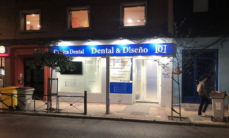 Image 7: 1 o 2 sesiones de blanqueamiento led con revisión para 1 persona