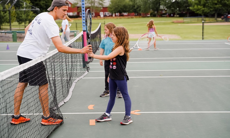 Image 2: Clases a domicilio de pádel y tenis  para 2 o 4 personas