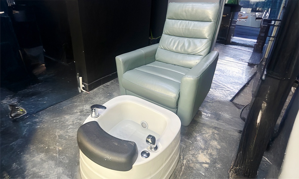 Men’s Grooming Packages with Mani-Pedi, Facial & Wax Options