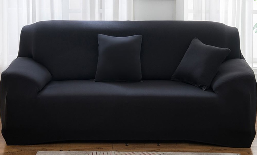 Image 2: Stretchy Protective Sofa Cover