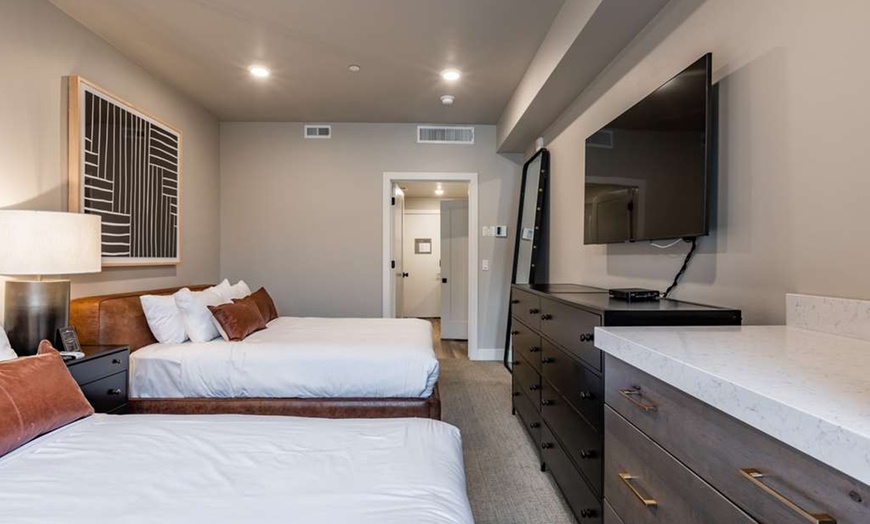 Image 11: Member Pricing: 4* Mountain Resort in Park City with Sweeping Views 
