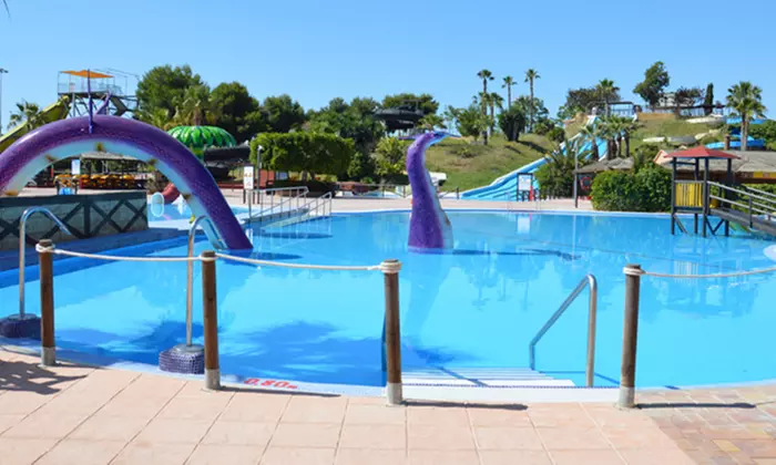 Aquópolis Torrevieja: entrada de 1 día para infantil o adulto