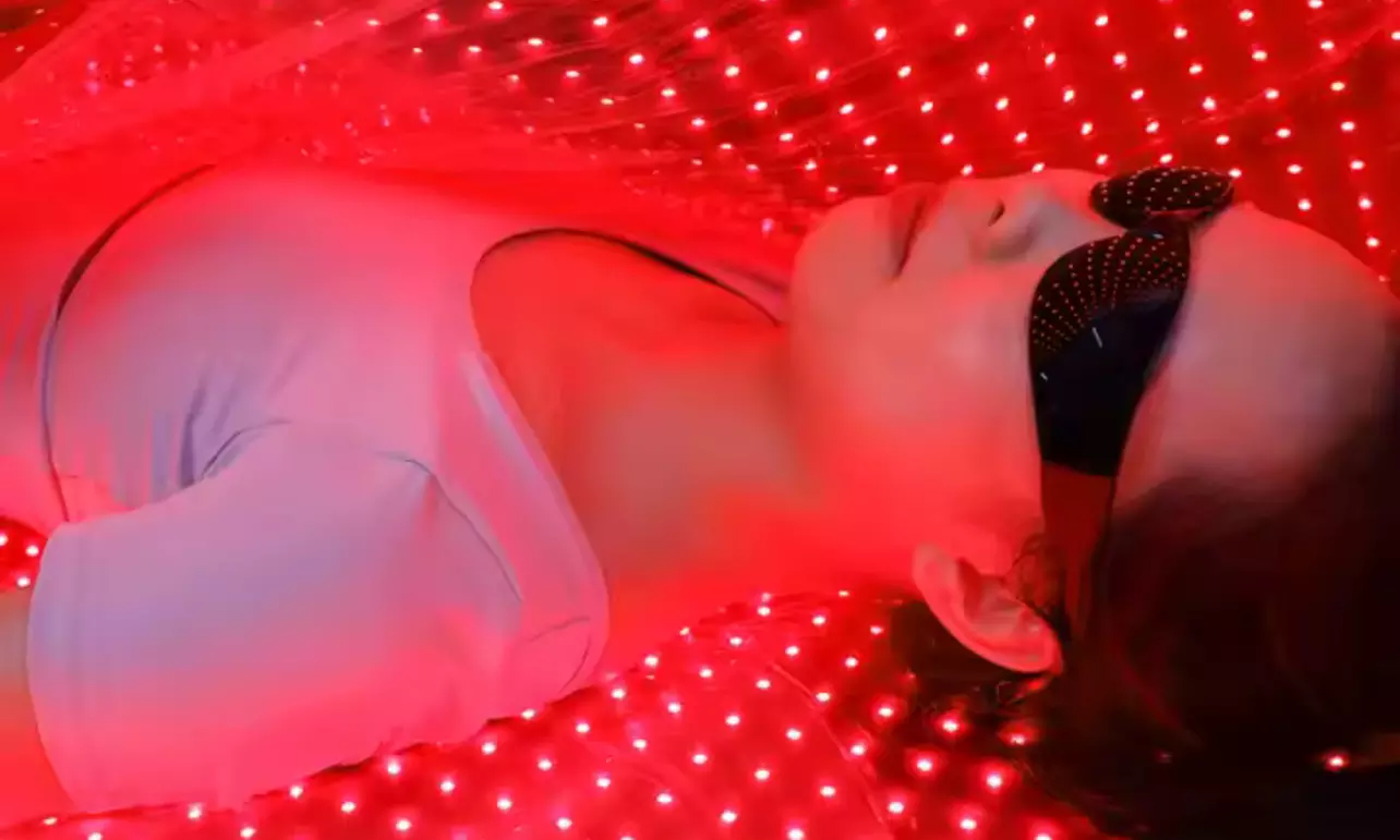 60 or 90-Min Choice of Massage with 20-Min Infrared Red Light Therapy
