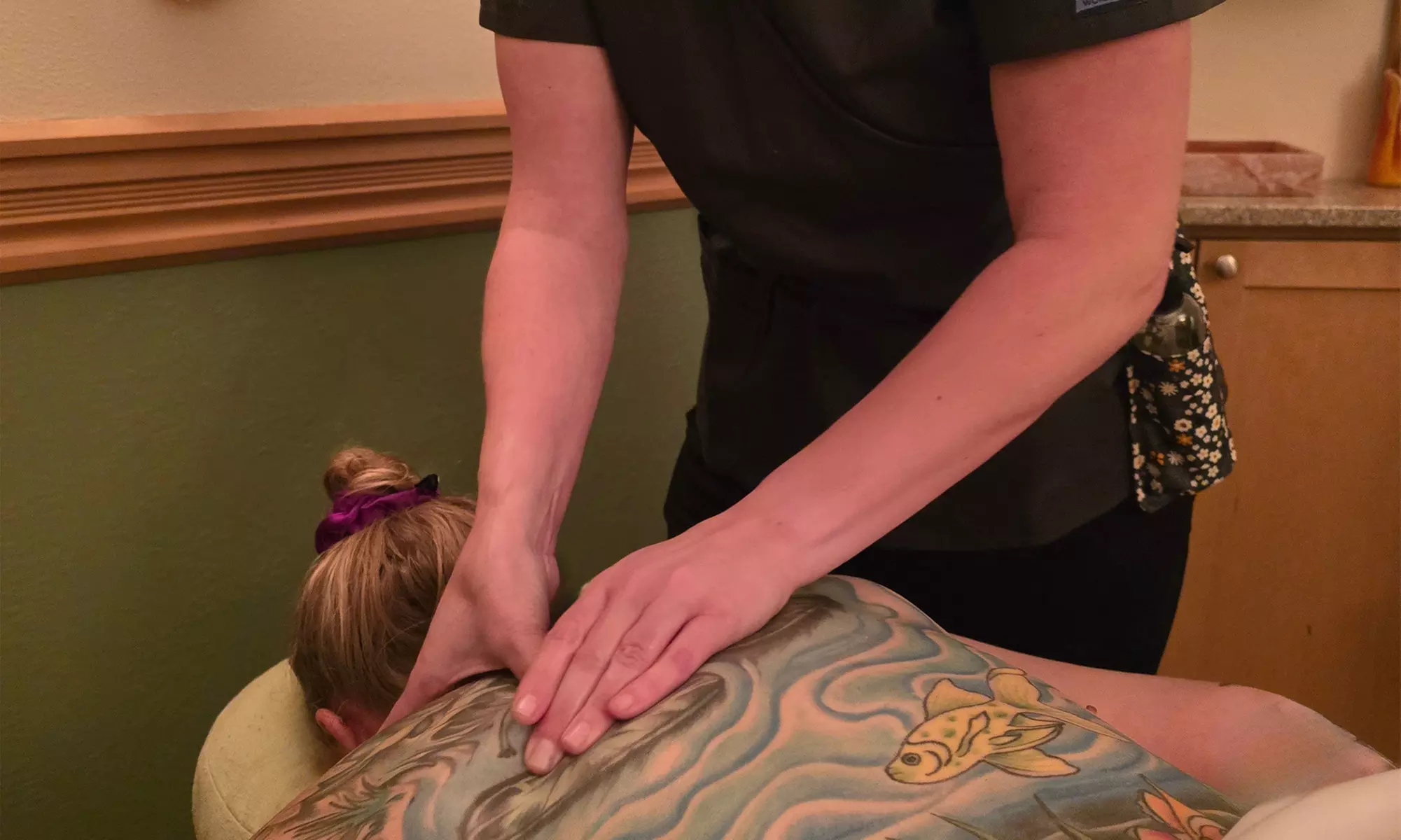 Relax with 1, 3, or 5 Massage of Your Choice (60 Min)