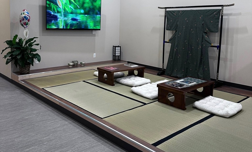 Image 1: Relax with a 30/60-Min Volcano Sauna & 30/60/90-Min Massage Combo 