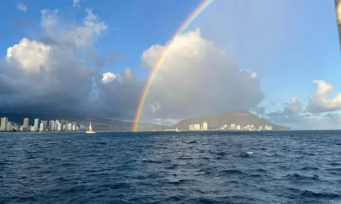 Private 2-Hour Waikiki Sail with Captain Castaway for Up to 6 Guests