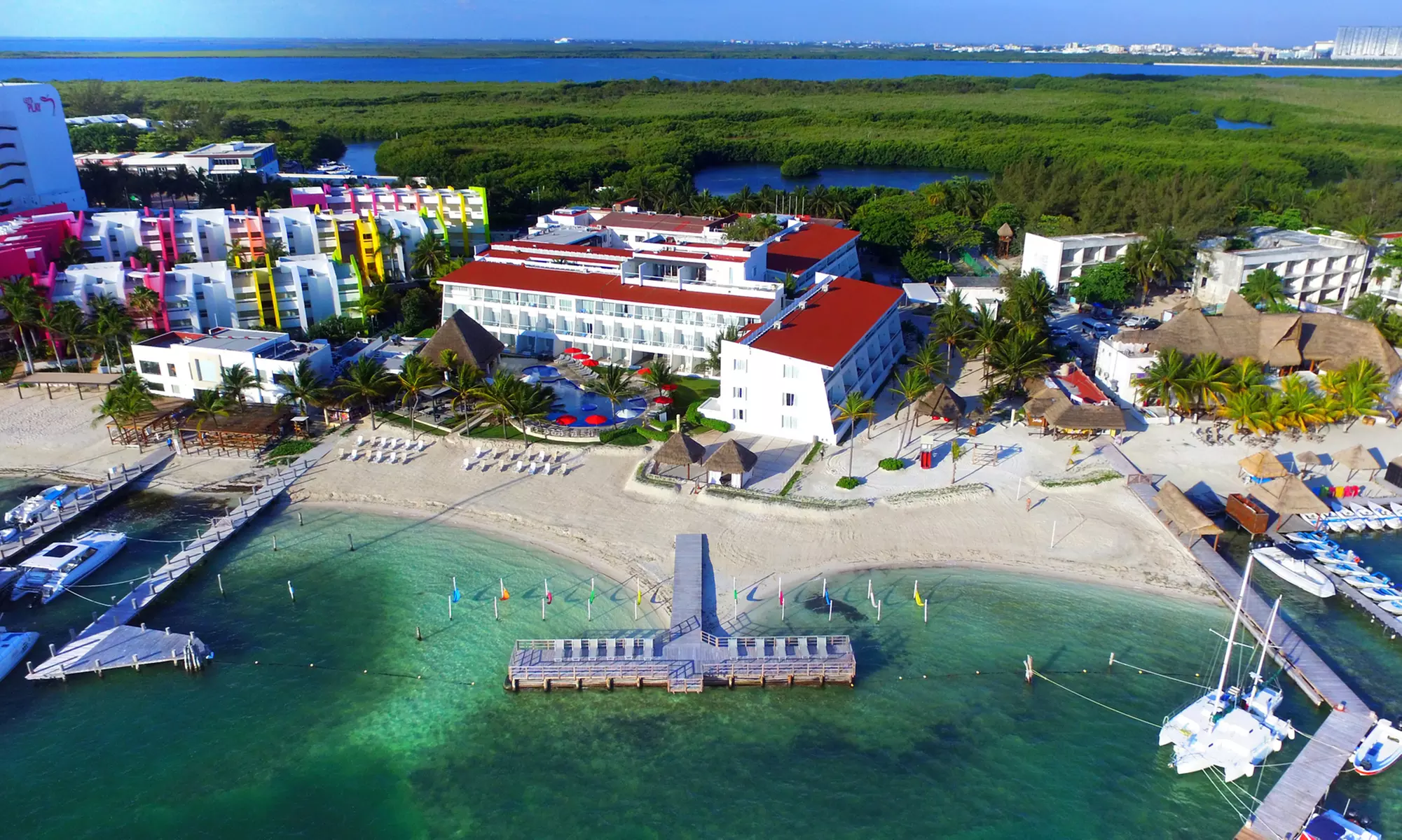 ✈ 4-Night All-Inclusive Mexico Stay with Airfare from Travel by Jen