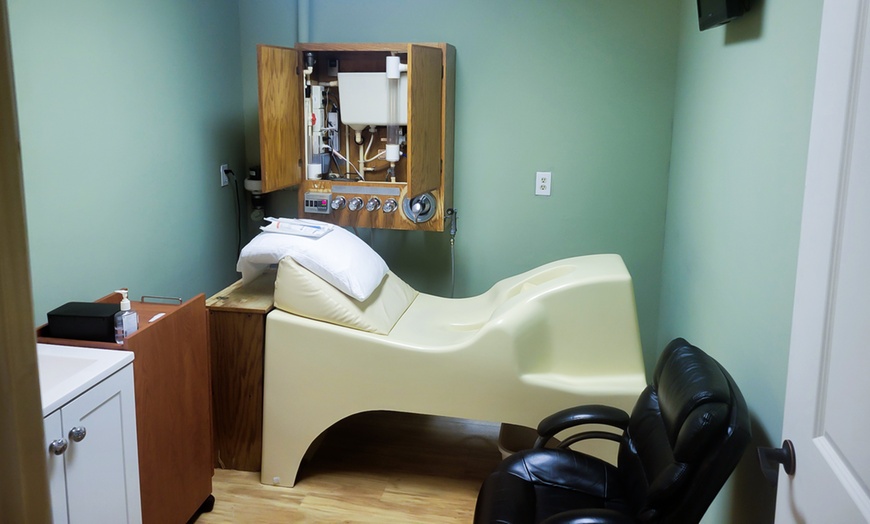 Image 3: Revitalize with a 35-Min Colon Cleanse Session & Optional Sauna Bag!