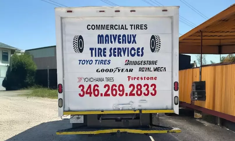 Keep Your Engine Smooth with Synthetic or Conventional Oil Change