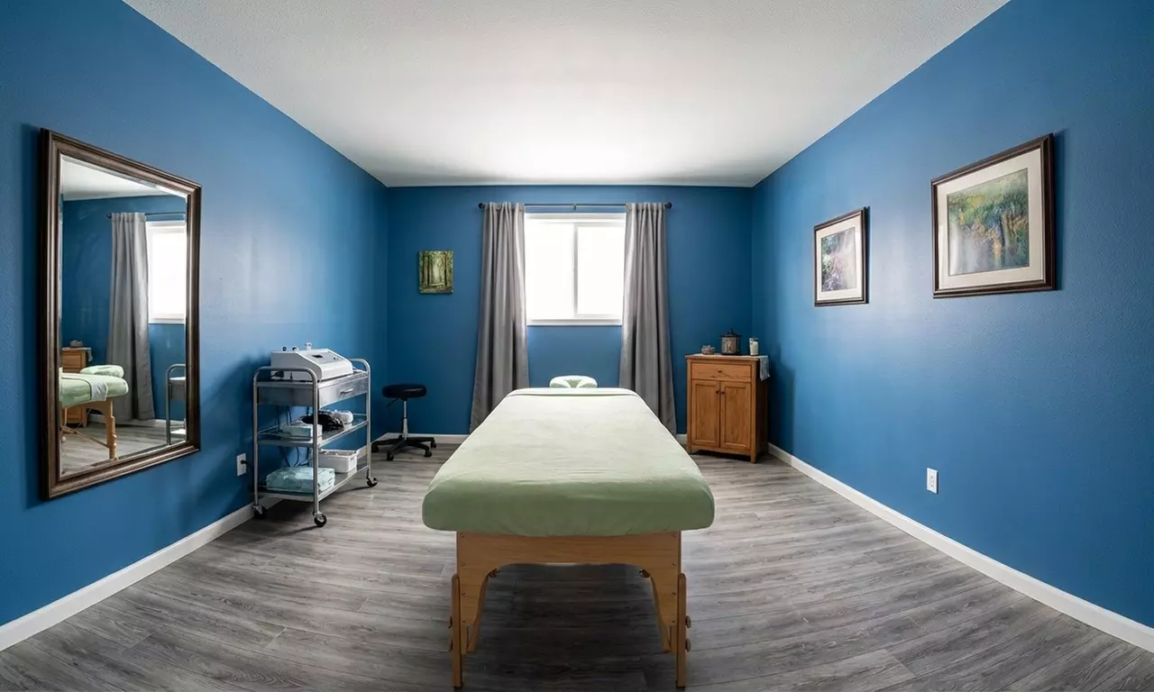 Unwind with One 60, 90 or 120 Minutes: Deep Tissue Massage