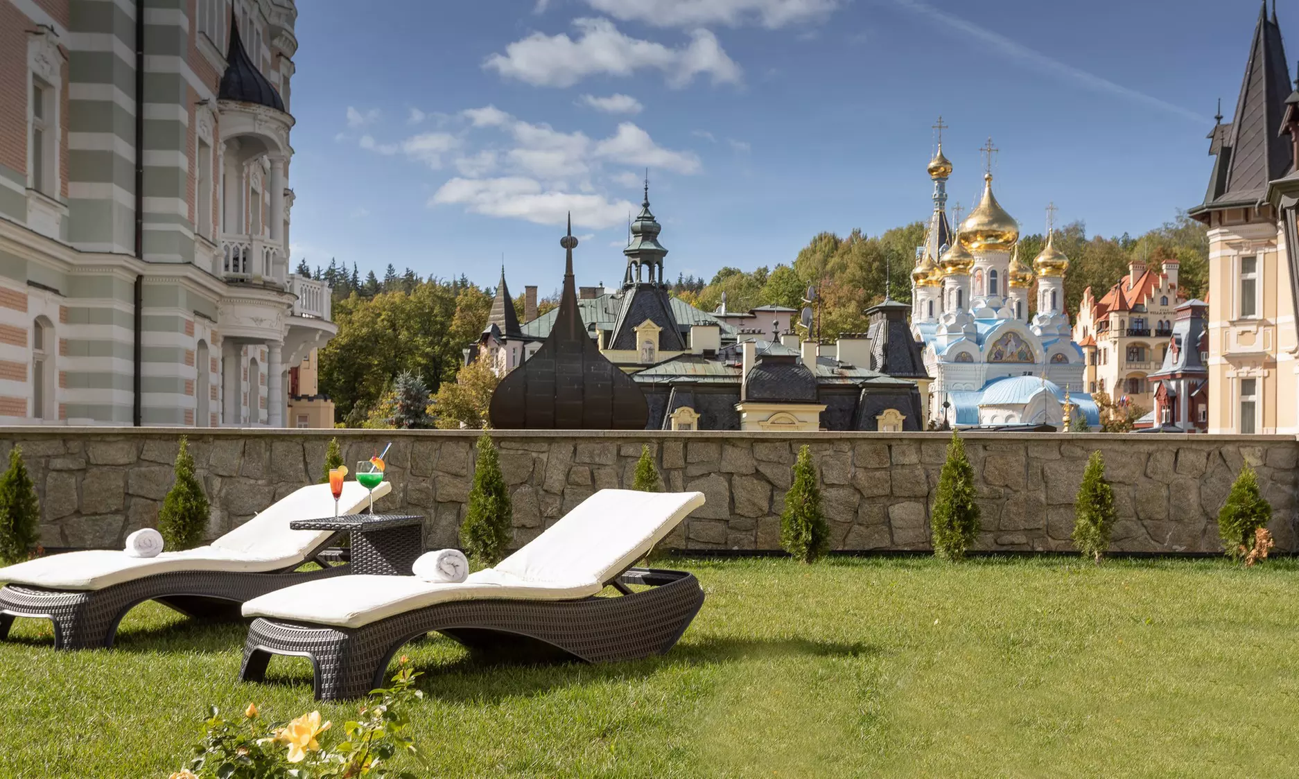 Karlsbad: Superior-Doppelzimmer mit Frühstück oder Halbpension