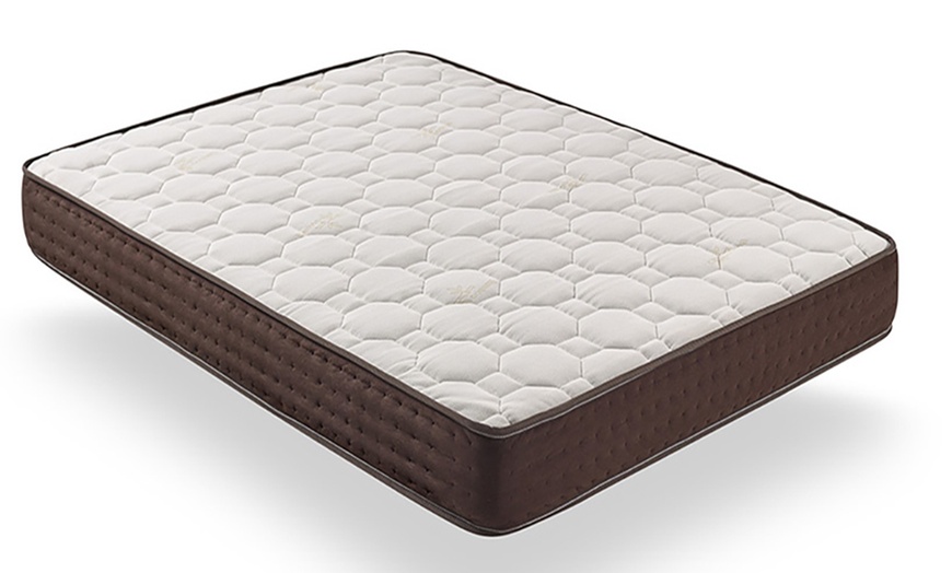 Image 2: Memory Foam Mattress Bamboo Comfort