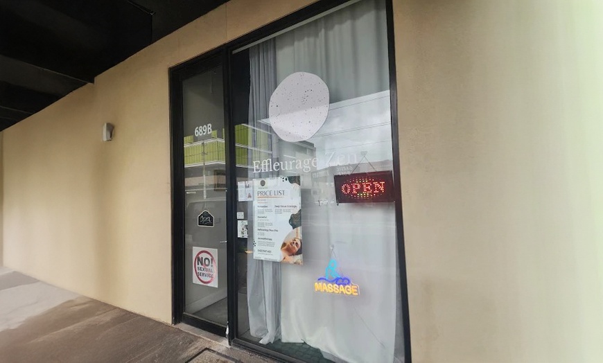 Image 3: Rejuvenate with One or Two 60-Min Balinese Relaxation Massage for One