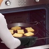 Image 7: Pair of Grilling Gloves