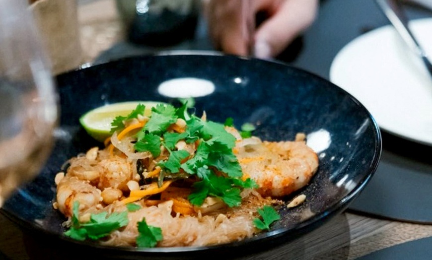 Image 12: Menú mediterráneo completo para 2 o 4 con opción a vino en El Carmen