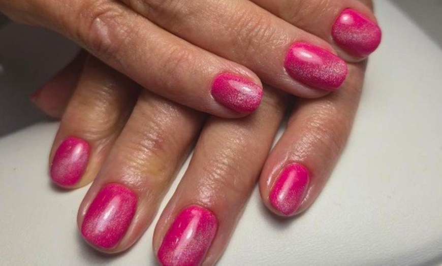 Image 3: Nail Care Awaits: Russian Gel Manicure with E-File Dry Technique