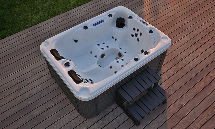 Image 4: Home Deluxe Outdoor Whirlpool BEACH, optional mit Treppe & Abdeckung