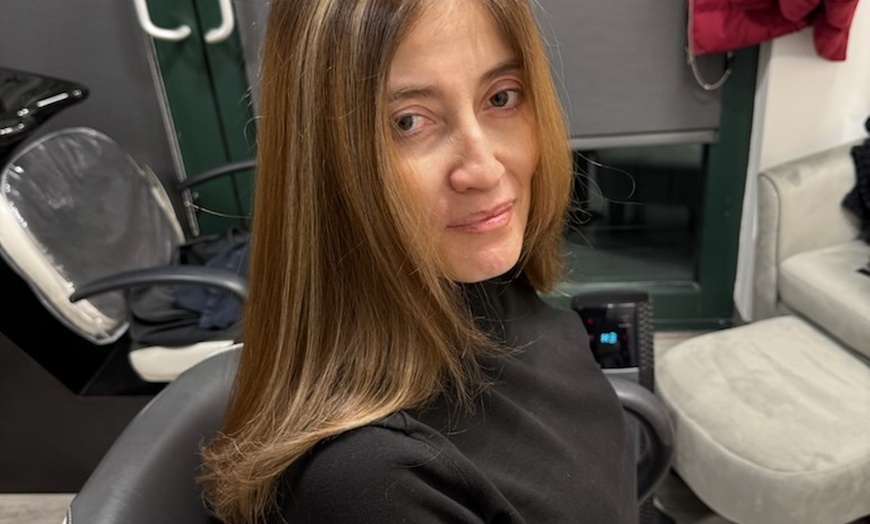 Image 2: Enhance Yourself with a Haircut and Conditioning Treatments