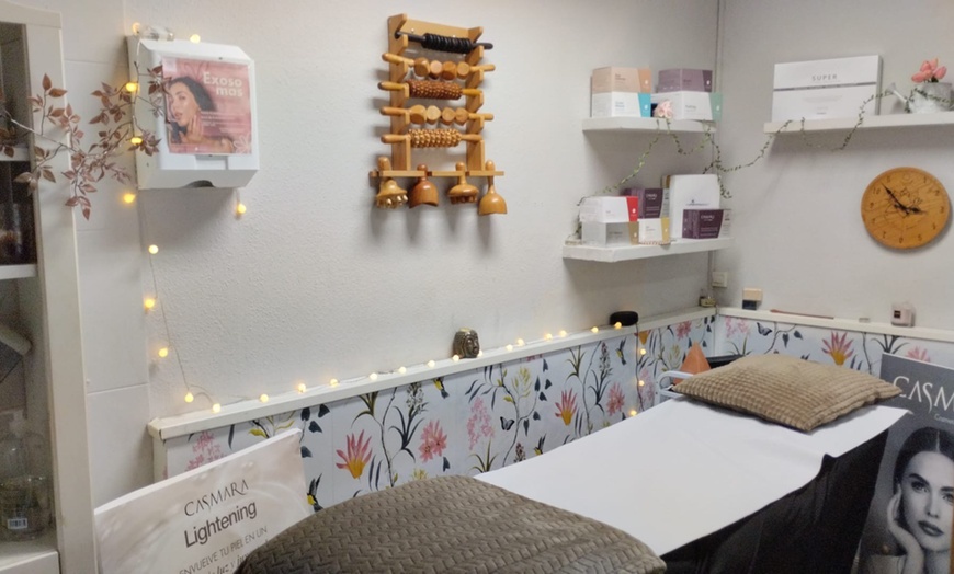 Image 2: Limpieza facial coreana básica o prémium: ritual Glow o Lifting