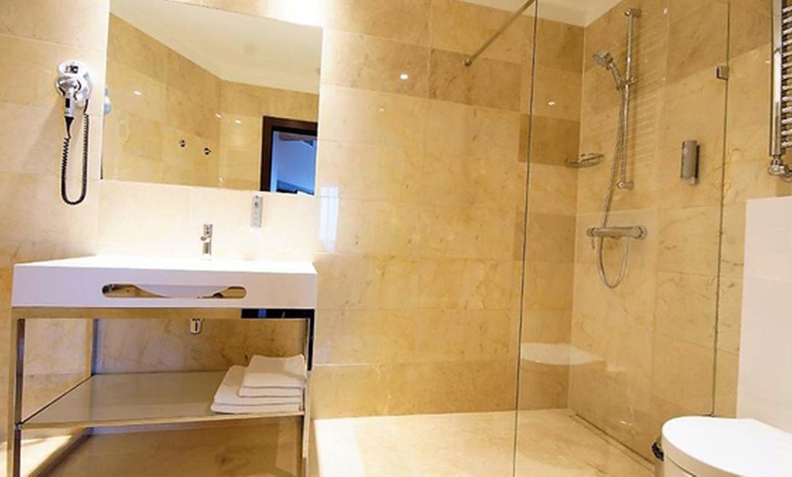 Image 7: Zanurz się w luksusie: day spa, zabiegi Onda oraz Schwarzy i więcej 