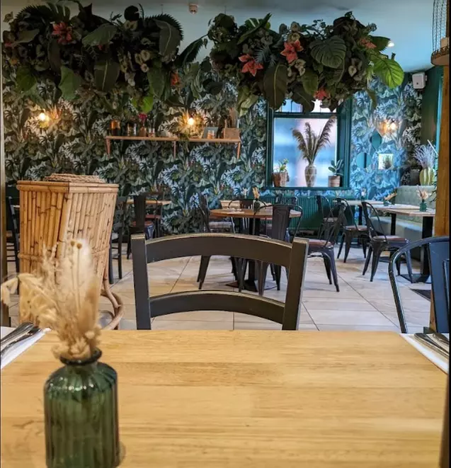 Celebrate Valentine’s Day: Charming Afternoon Tea with Prosecco