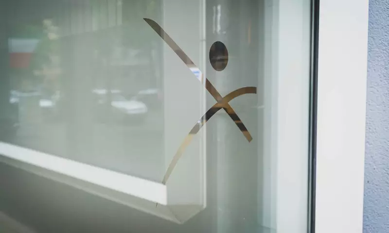 30-60 Min. Kräuterstempel-Massage für 1 Person