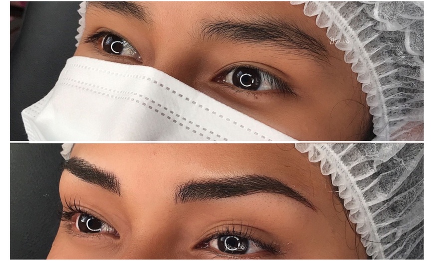 Image 8: Sesión de microblading de cejas pelo a pelo con opción a retoque 