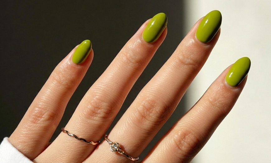 Image 8: Flawless & Long-Lasting SNS Full Nail Set –  1 or 2 Visits