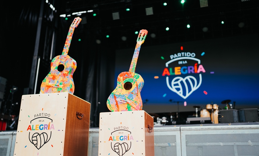 Image 2: Entrada al Partido de la Alegría el 19/6: ¡música y fútbol solidarios!