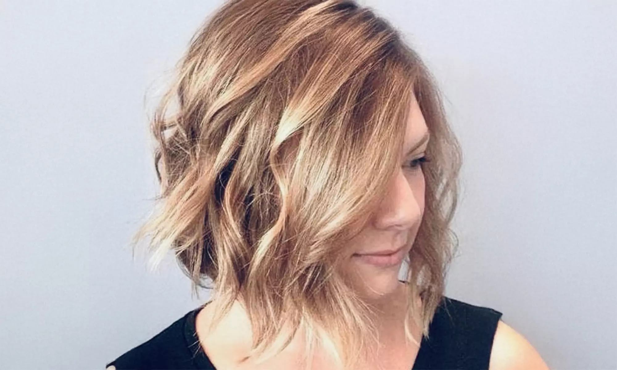 Transform Your Look with a Women's Hair Cut, Shampoo & Blow Dry