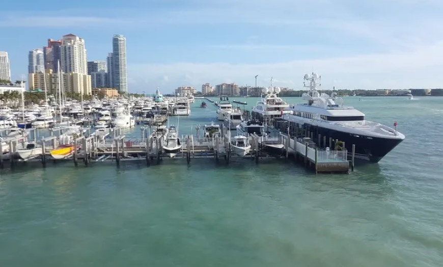 Image 10: 90-Min Entertaining Boat Tour Exploring Mansions and Fisher Island