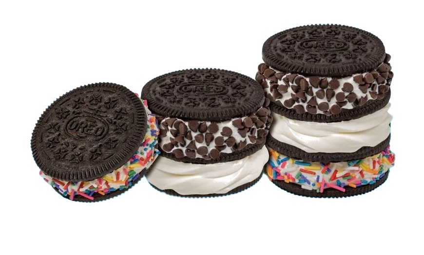 Image 4: Jelati, Ice Cream Treats & $25 Toward Sweet Delights